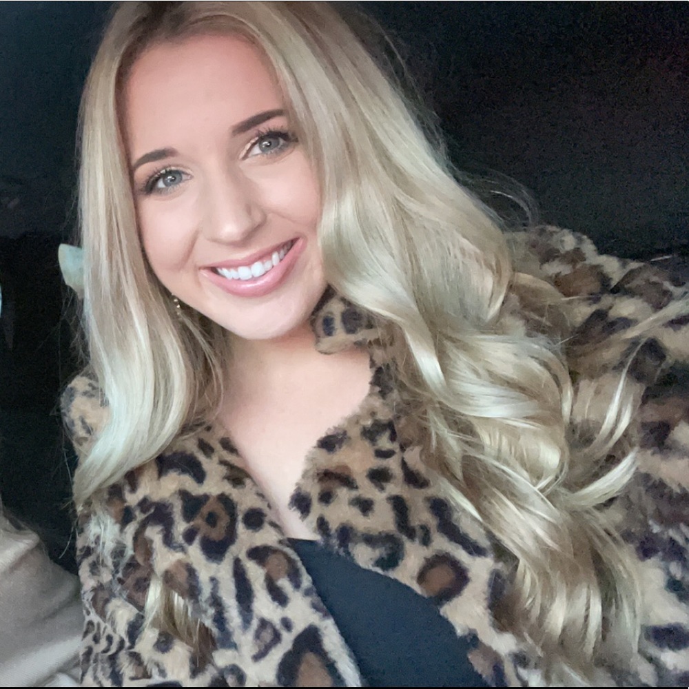 Meet your Posher, Kara